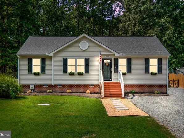 111 Patrick Henry Dr, Ruther Glen, VA 22546