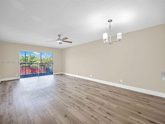4th image of 215 SE 3rd Ave APT 206B