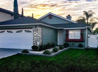 12042 Almond Dr, Fontana, CA 92337