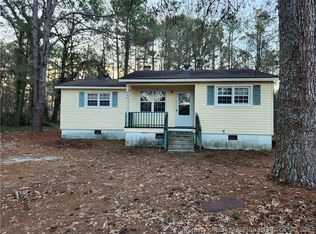 558 Horseshoe Rd, Fayetteville, NC 28303