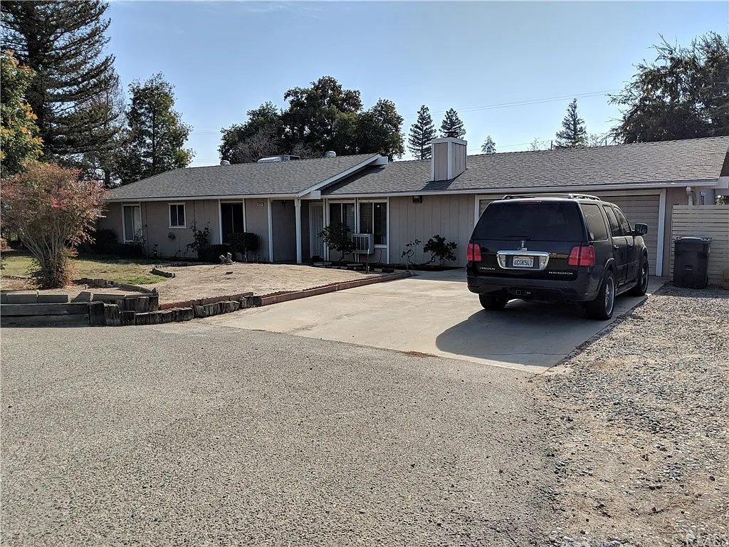 36954 Sparta Ave photo 1