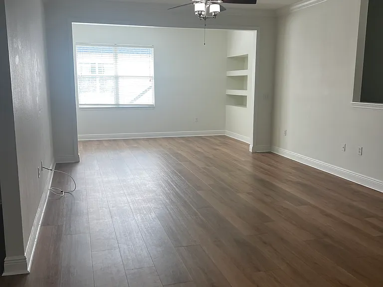 1300 Eastern Pecan Pl #205 — Photo 11