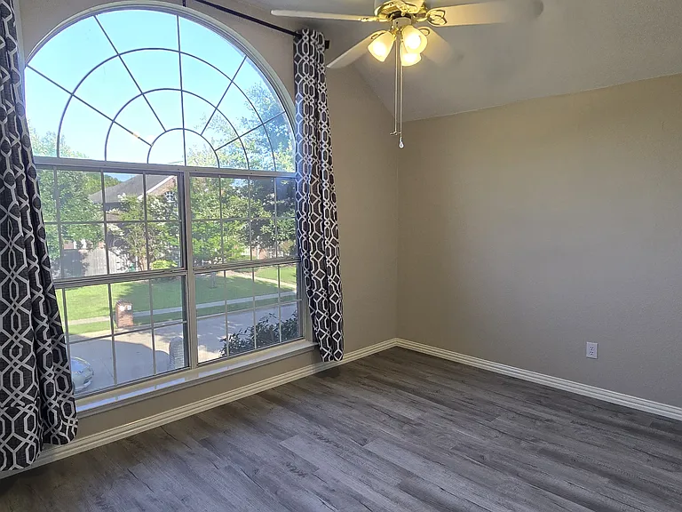 7509 Avalon Dr — Photo 11