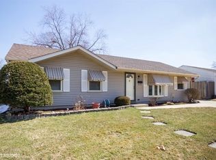 337 Hemlock Ave, Romeoville, IL 60446