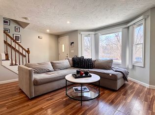 301 Grove St #1, West Roxbury, MA 02132