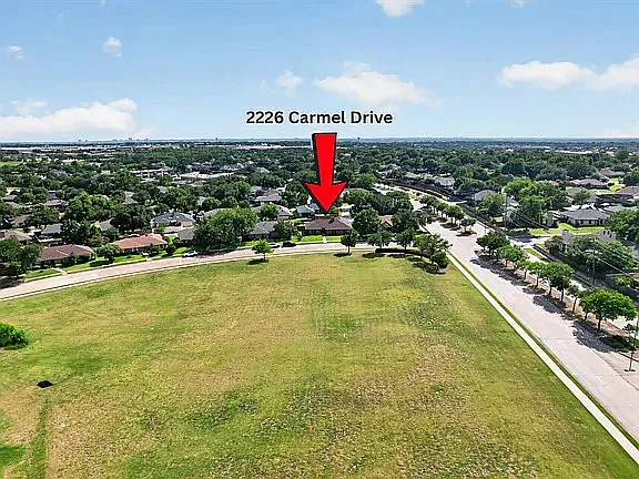 2226 Carmel Dr — Photo 23