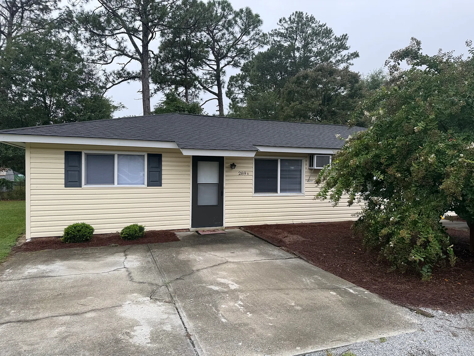 2 bed, 975 sqft, $1,050 — Photo 2