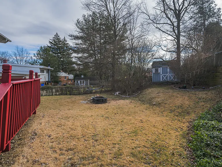2303 Pinneberg Ave — Photo 54
