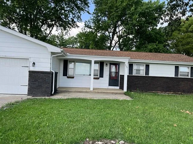 606 E Benham St photo 1