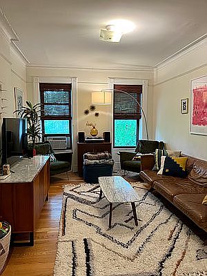 1st image of 126 Underhill Ave #2