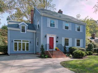 12 Oakland Dr, Newport News, VA 23601