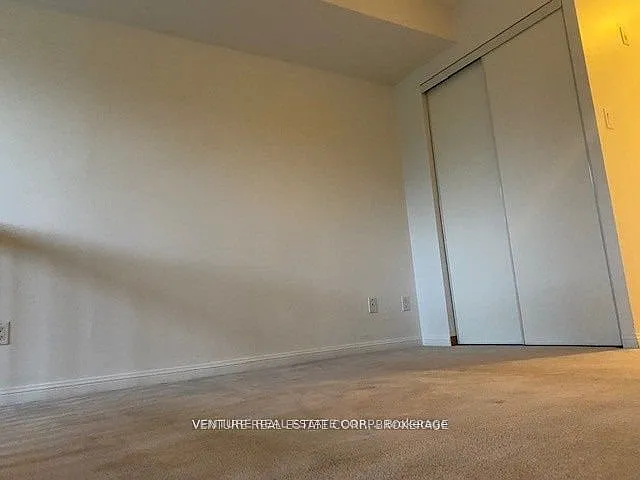 1029 King St W #209 — Photo 15