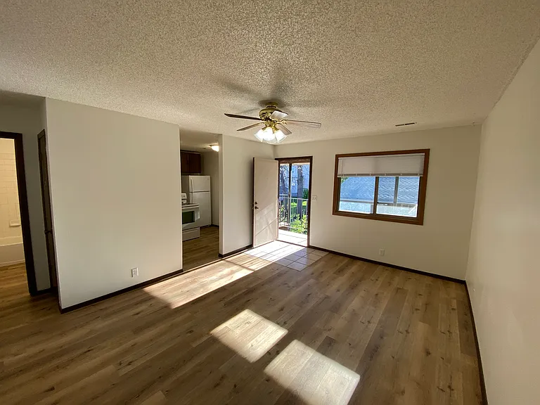 2620 K St #3 — Photo 1