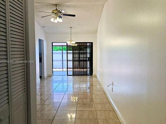 4th image of 5028 SW 138th Avenue Cir #0