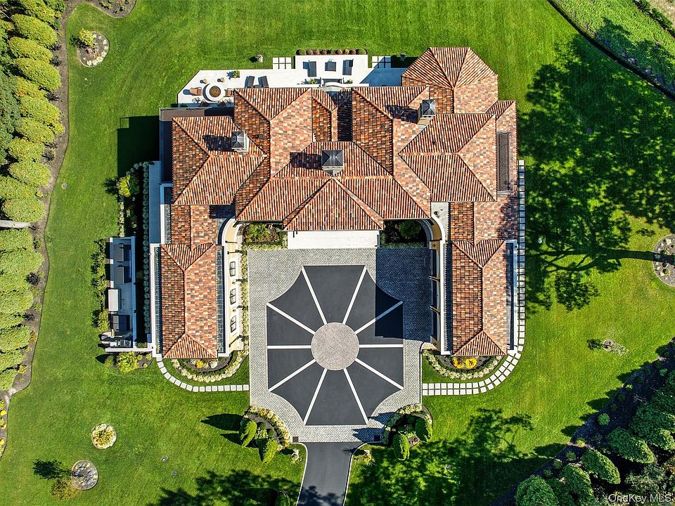 1st image of 5 Bouton Point Road