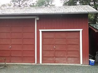 1675 Russell Rd, Merlin, OR 97532