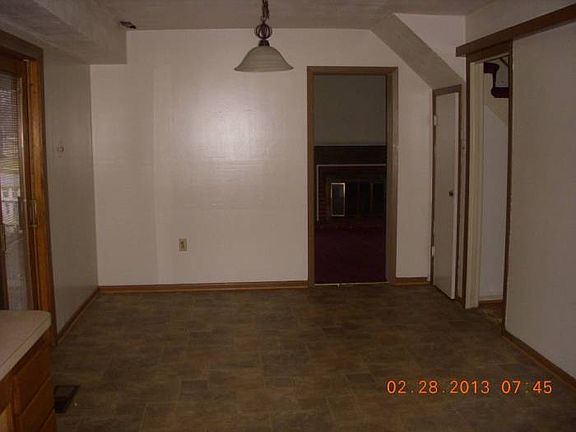 Eat-in Area - Kitchen