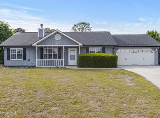 504 McFadyen Cir, Hubert, NC 28539