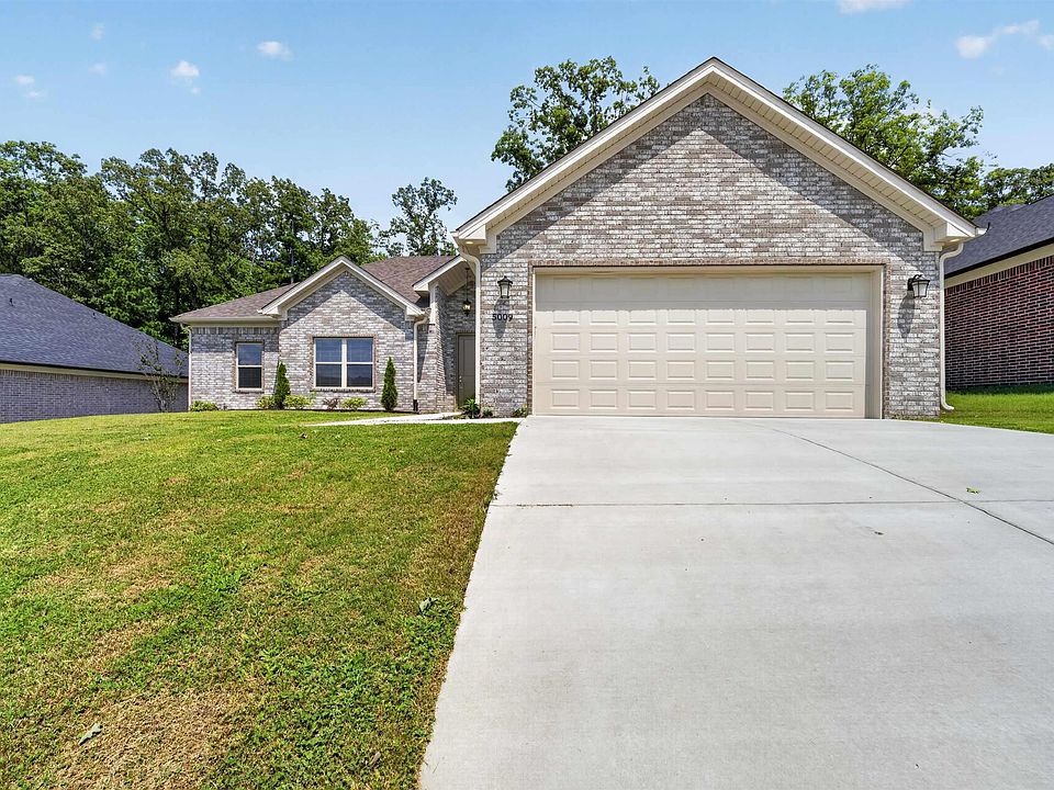 1st image of 5009 Springwood Cir