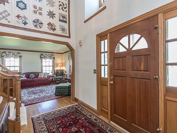 3rd image of 3723 W Sherbrooke Dr
