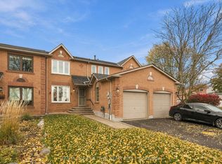 42 Old Colony Dr, Whitby, ON L1R 2A4