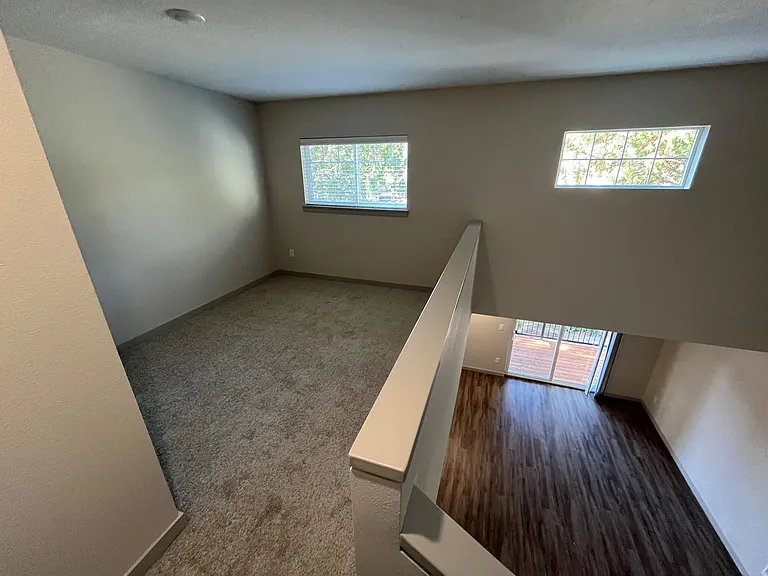 Commons at Redwood Creek — Photo 41