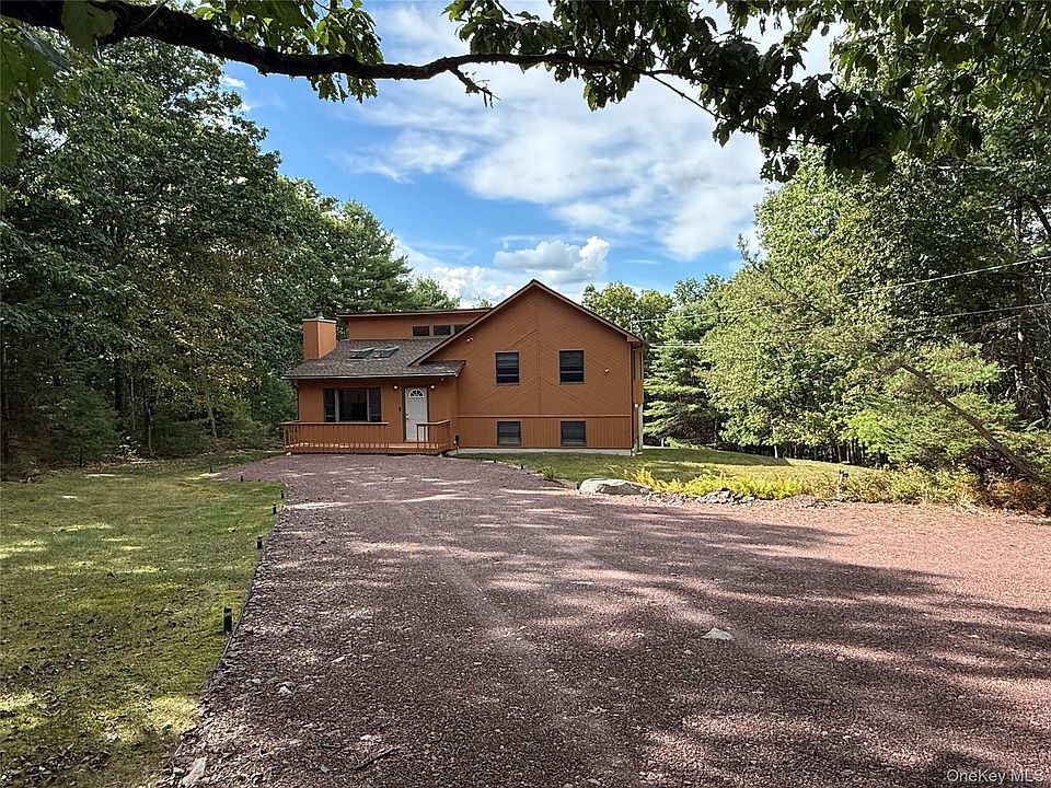 1st image of 128 Split Rock Drive
