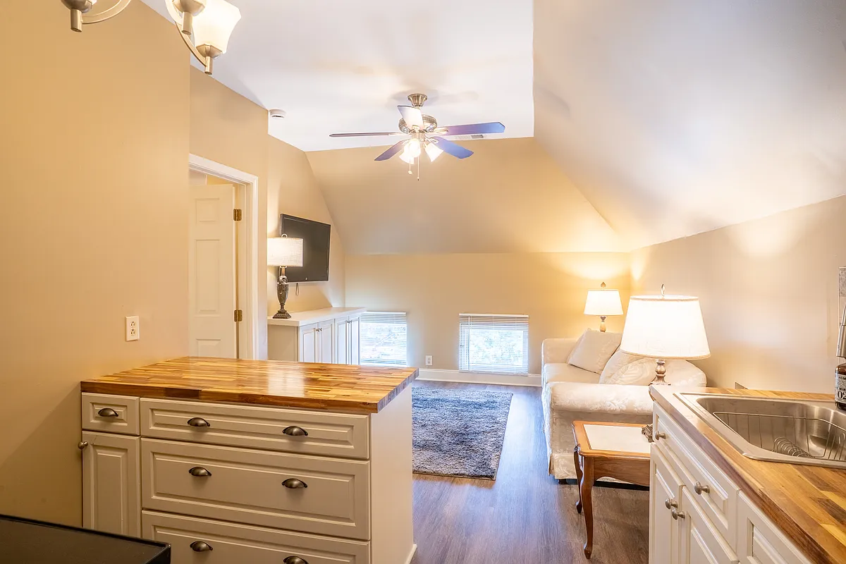 Kitchen Living Room - 1101 Garvin Pl #2