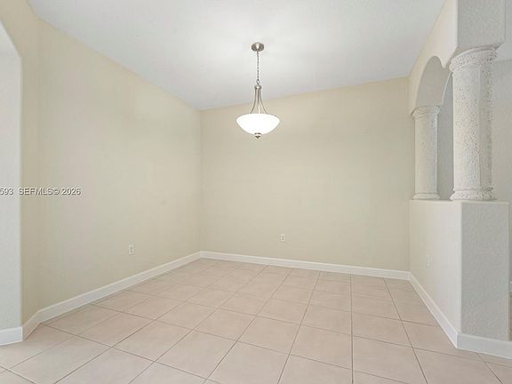 5th image of 1417 SE 24th Rd