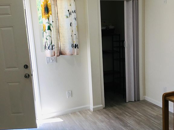 4th image of 10080 Woodman Ave