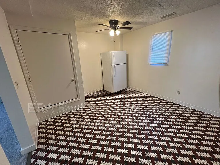 7875 Reading Rd #18 — Photo 6
