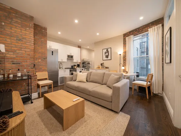 92 2nd Avenue image 1 of 11