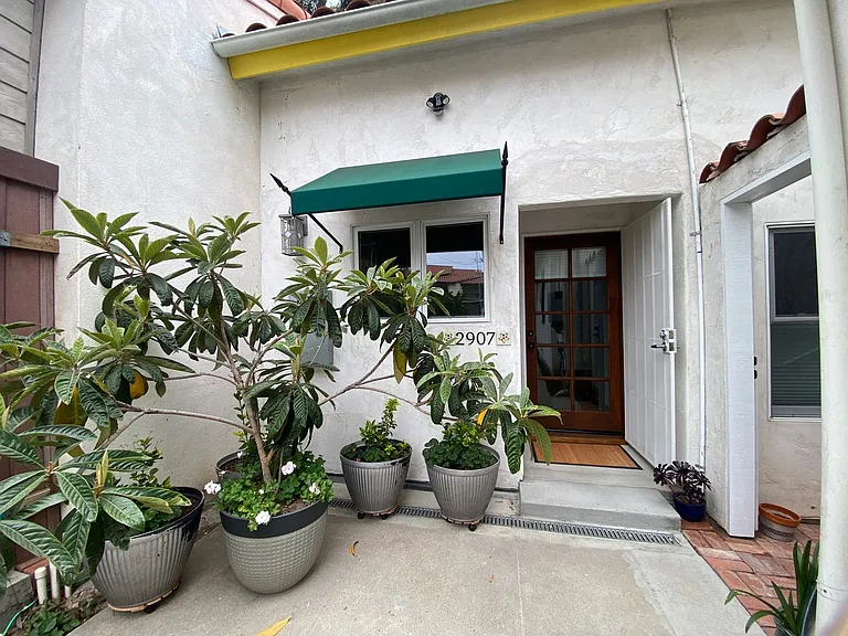 2907 Union St — Photo 1