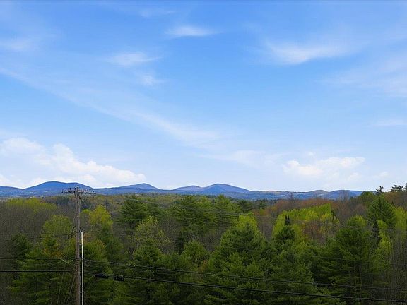 3rd image of 33 Valley View Road