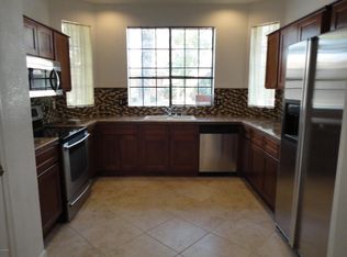 933 E Washington Ave, Gilbert, AZ 85234