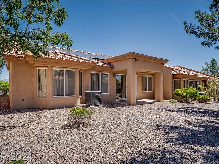 9433 Grand Mesa Dr — Photo 40