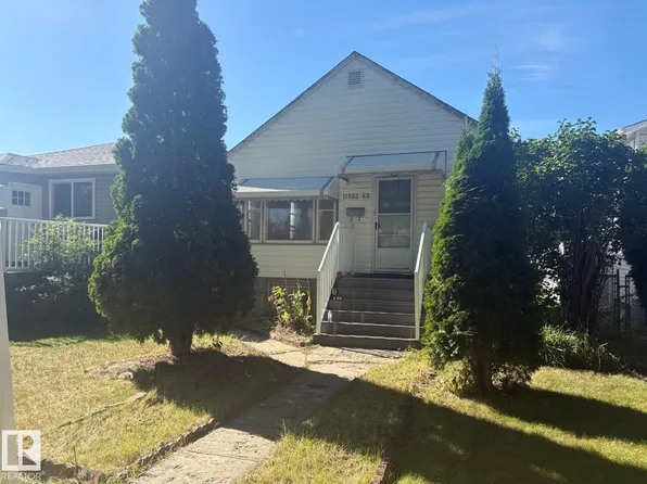11922 69th St NW, Edmonton, AB T5B 1S5