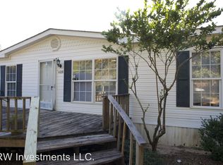 4128 Log Lake Rd, Holt, FL 32564