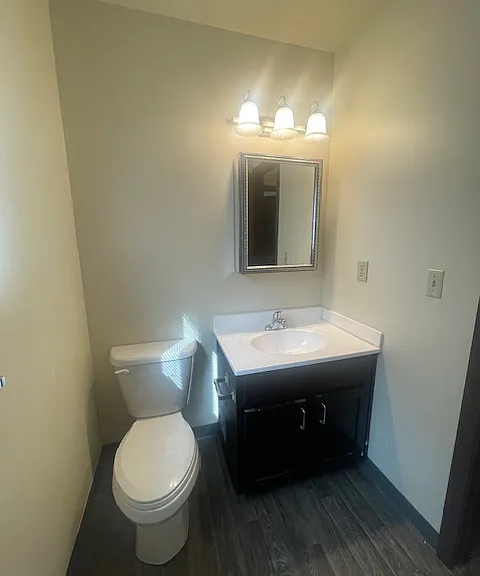 Willow Springs Apartments — Photo 44