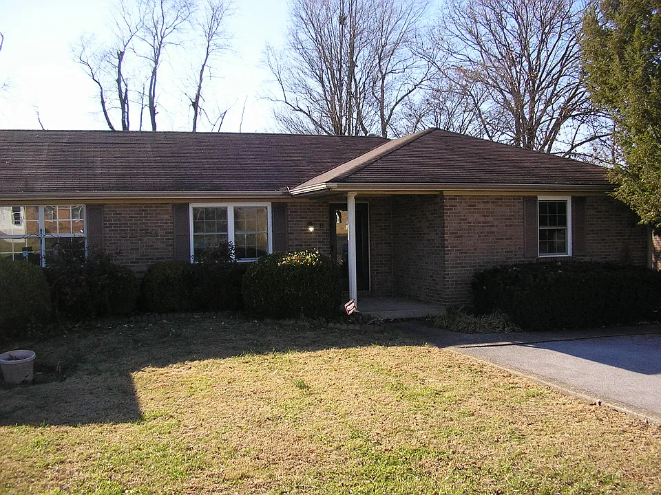 3239 Spring Hollow Ave #A