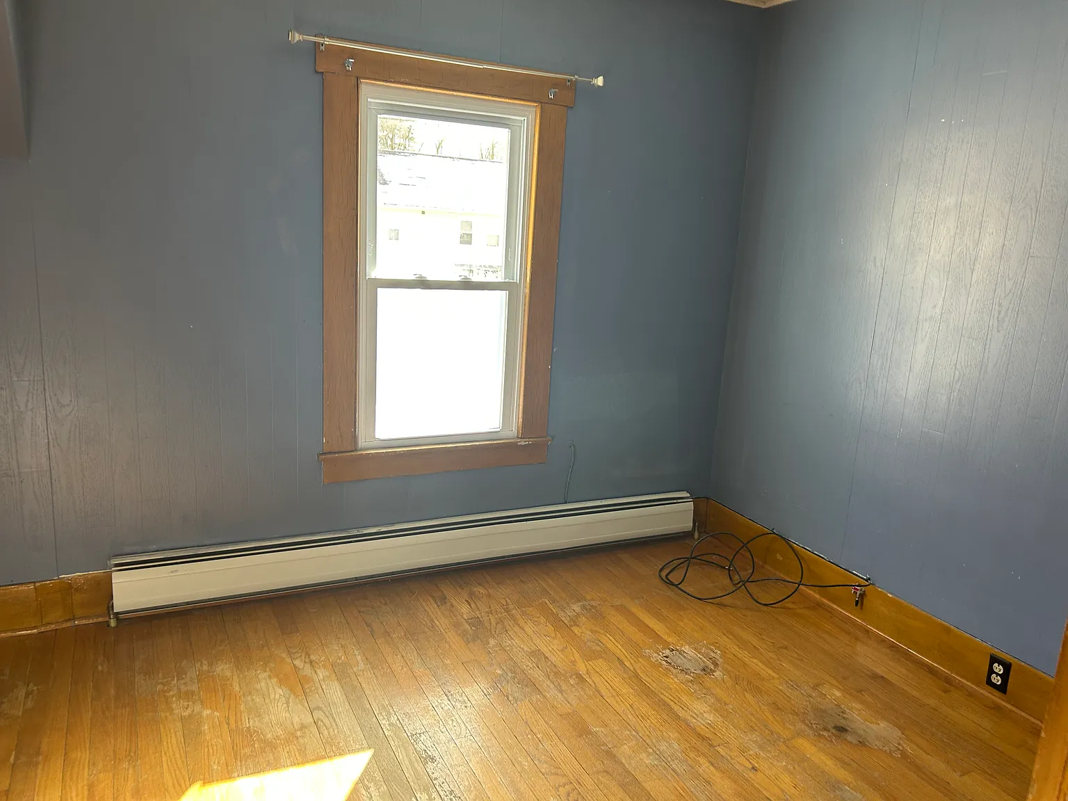 2 bed, 1000 sqft, $1,250 — Photo 4