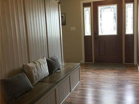 5th image of 114 Philip Dr