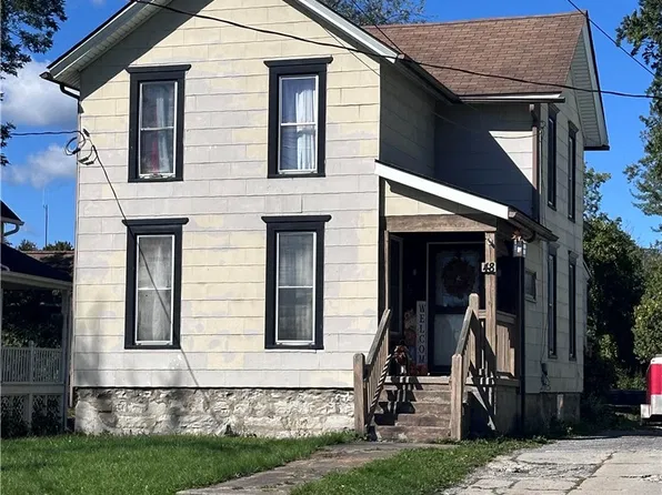 48 Walnut St, Batavia, NY 14020