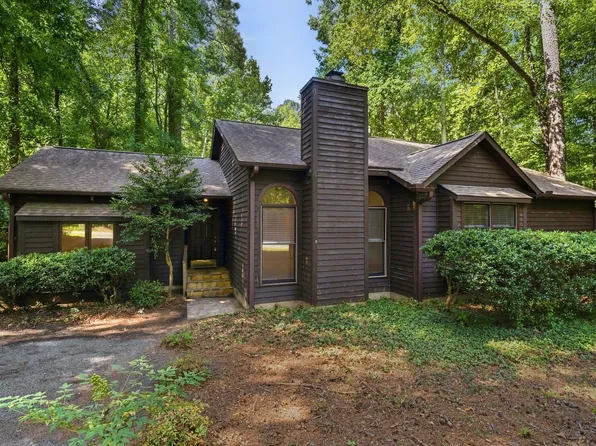 22 Margaret Pl, Chapel Hill, NC 27516