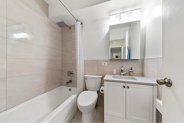 Rented by Miriam Izsak Realty  LLC | media 4