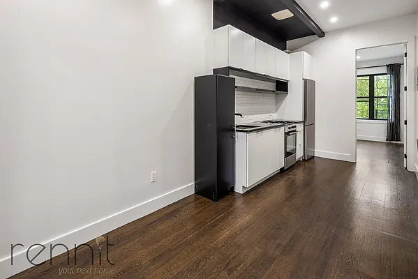 Rented by Rennit Inc. | media 4