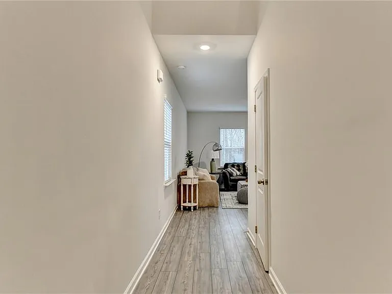 111 Horned Owl Ave — Photo 4