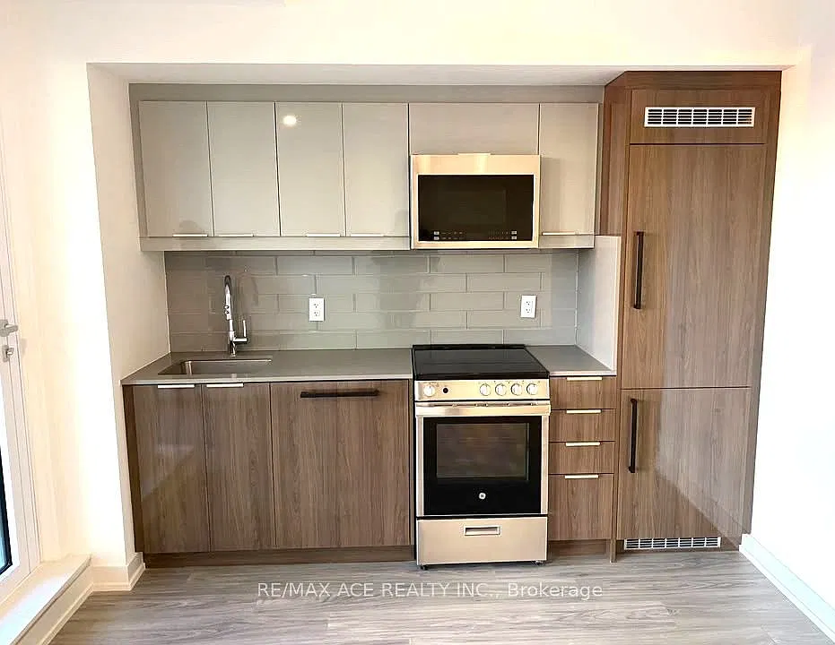 2 bed, $1,950 — Photo 4