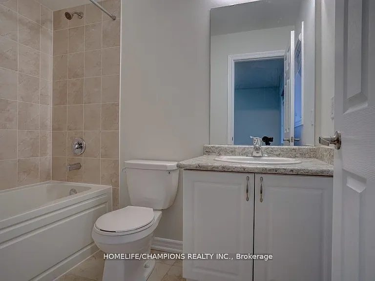 102 Benadir Ave — Photo 24