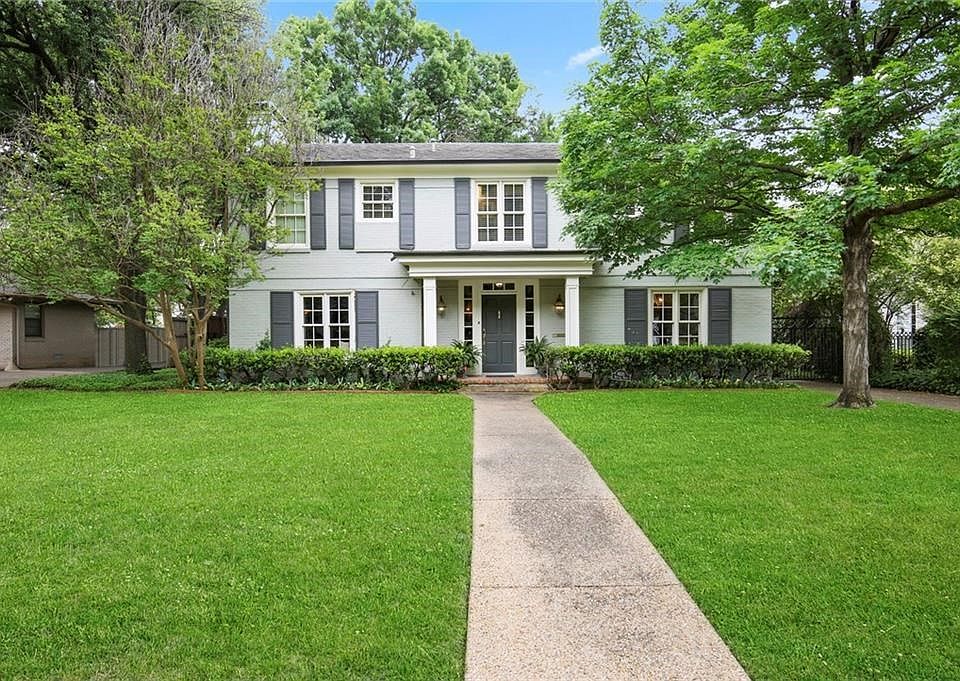 Welcome to 4621 Beverly Drive in West Highland Park!